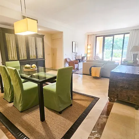 Beachfront In San Pedro - Pass The Keys