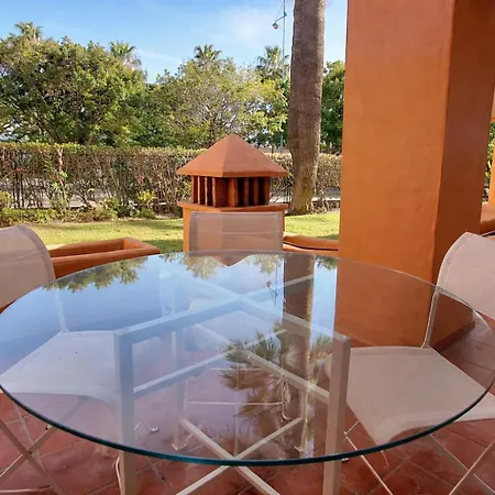 Lejlighed Beachfront In San Pedro - Pass The Keys *