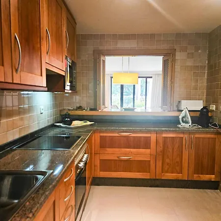 Apartamento Beachfront In San Pedro - Pass The Keys *